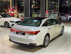 تۆیۆتا ئەڤەلۆن